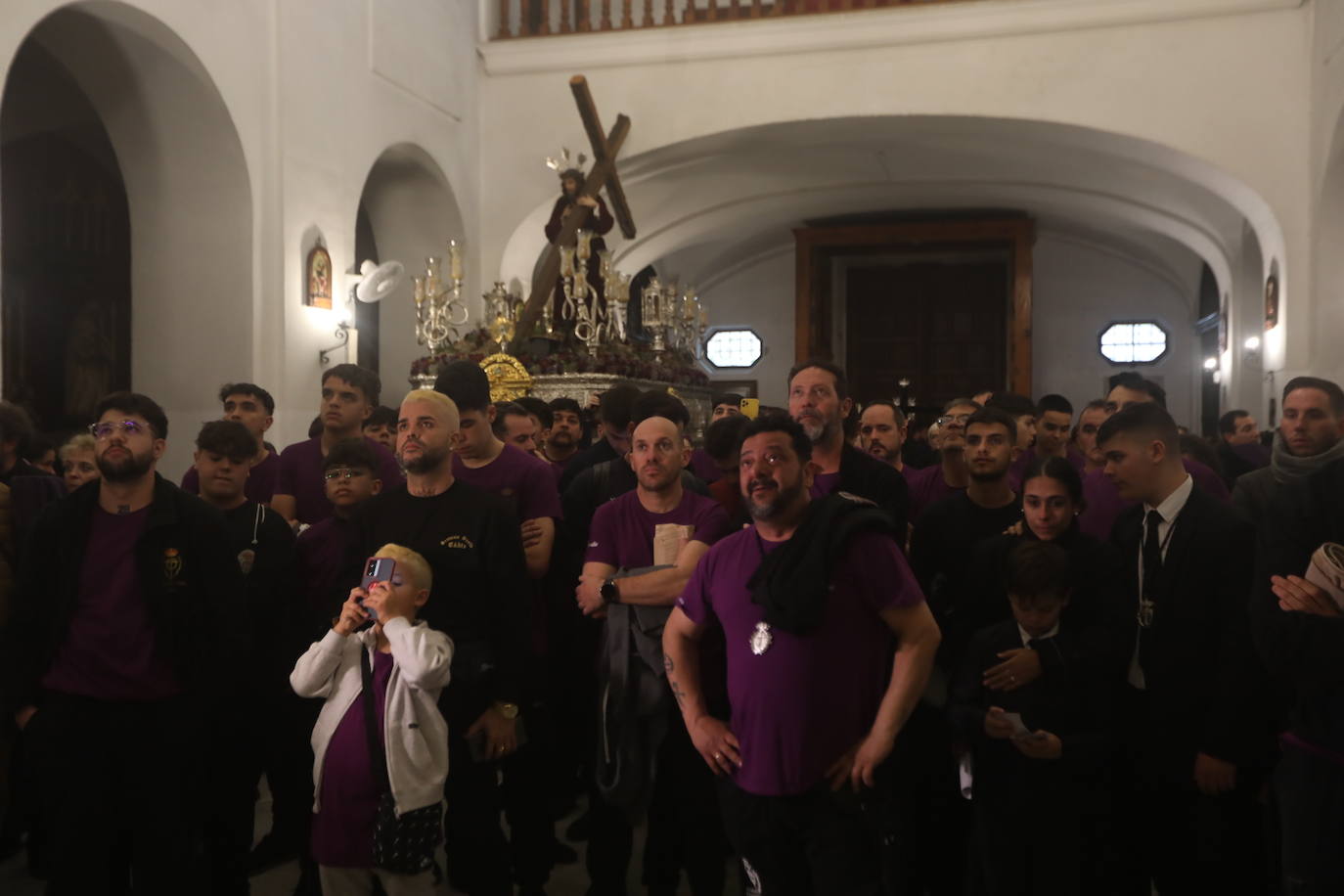 Fotos: Viernes Santo pasado por agua en Cádiz