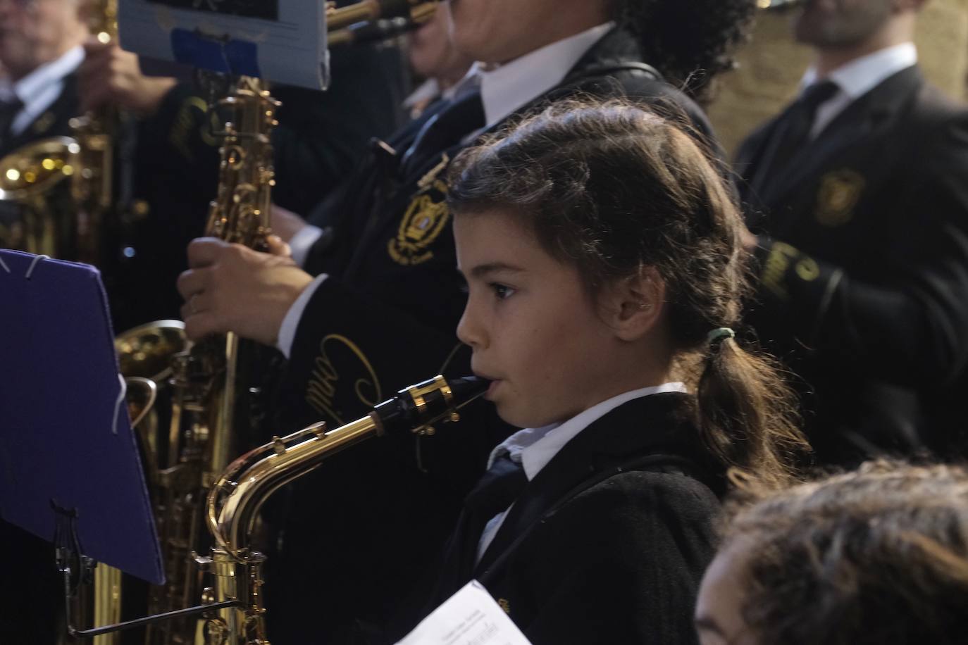 Fotos: Santo Entierro este Sábado Santo en la Semana Santa de Cádiz 2024