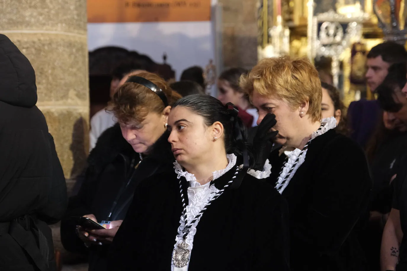 Fotos: Santo Entierro este Sábado Santo en la Semana Santa de Cádiz 2024