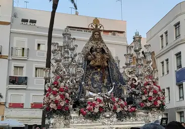 Cádiz aguarda un Corpus marcado por el calor y el viento de levante