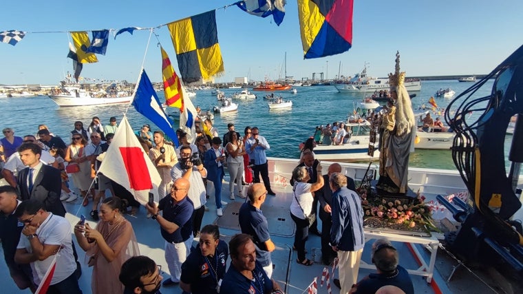 Procesión marítima en Barbate