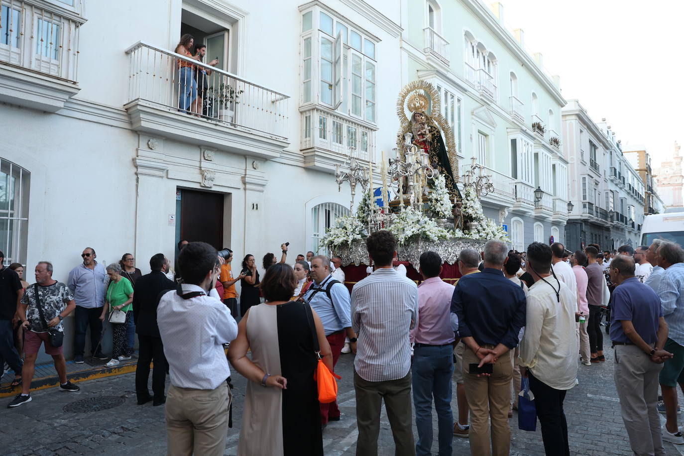 Fotos: Procesión de la Virgen de los Desamparados en Cádiz