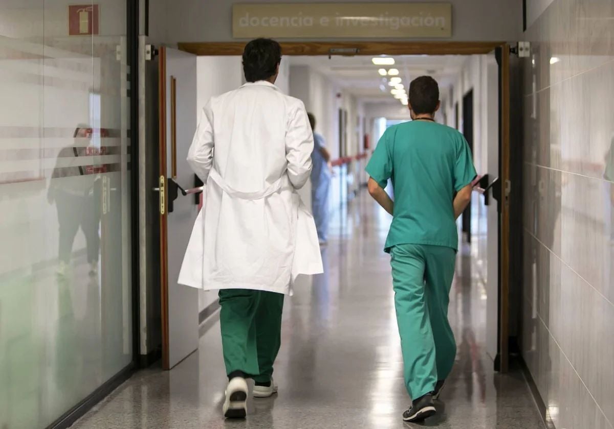 Médicos en España.