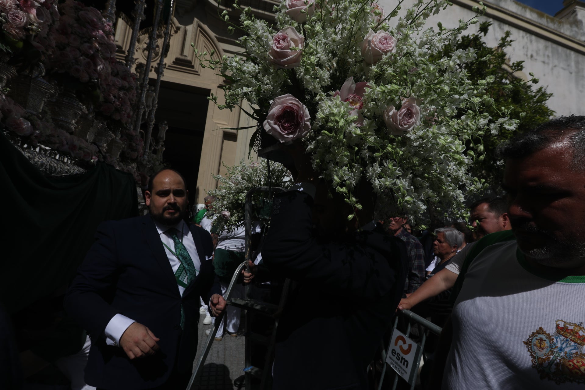 Las imágenes de Nazareno del Amor en la Semana Santa de Cádiz 2025
