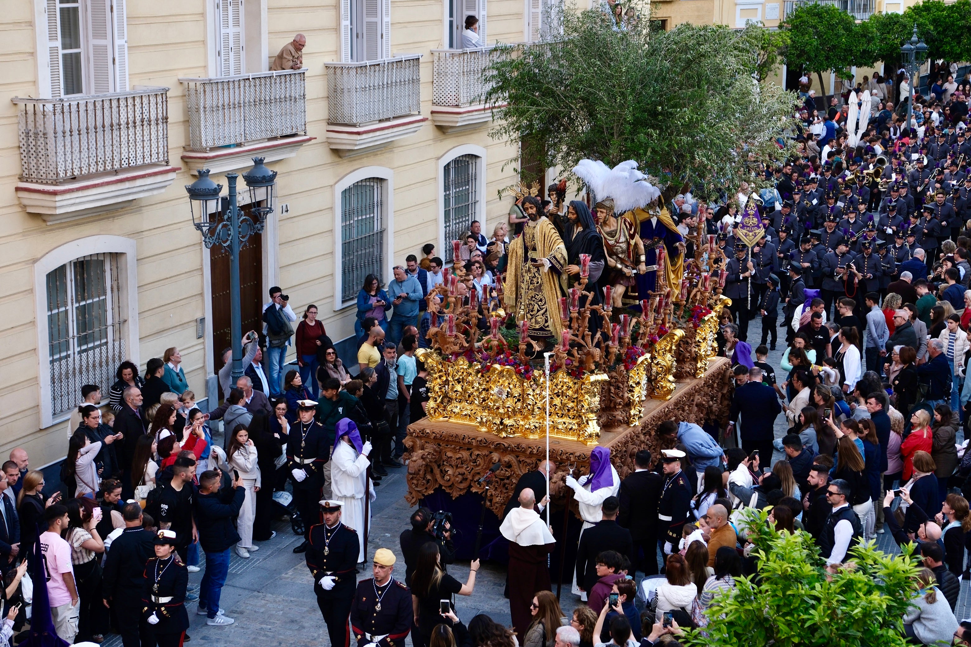 Las imágenes de Prendimiento en la Semana Santa de Cádiz 2025