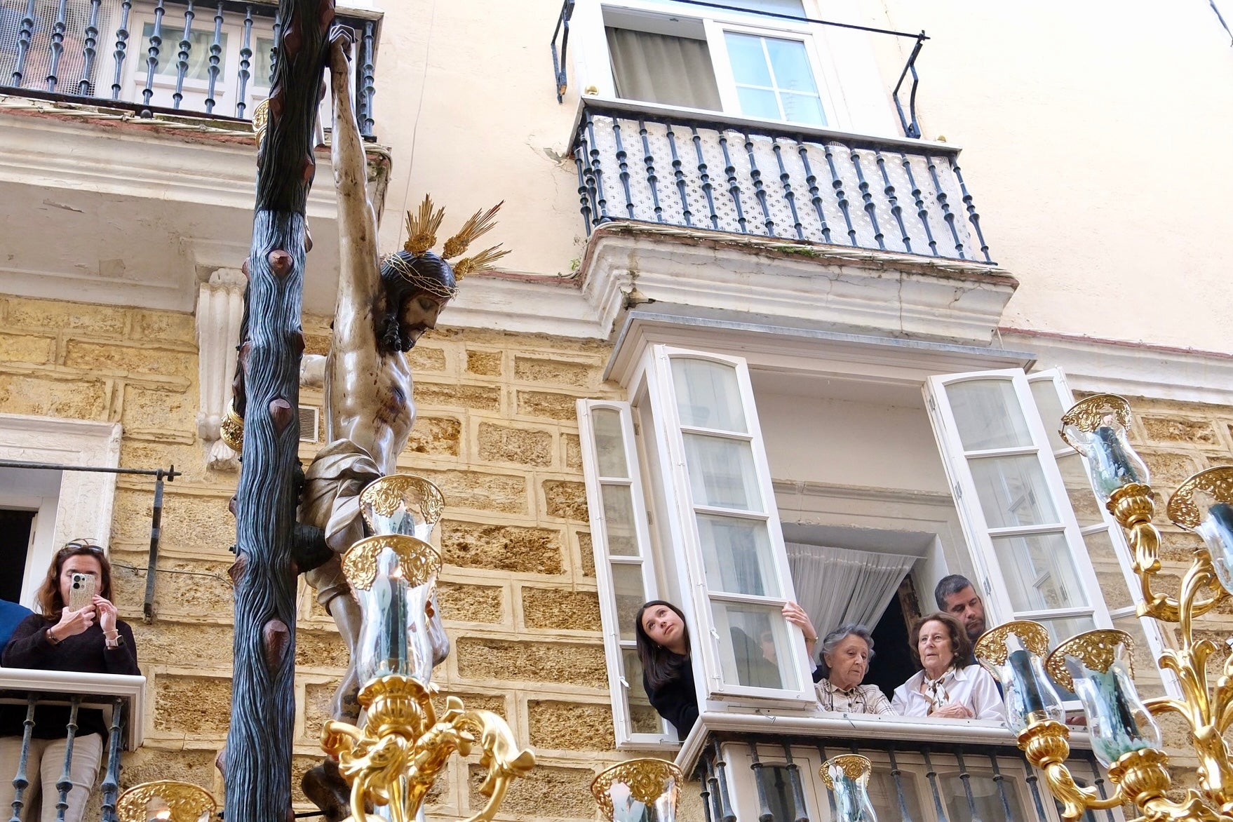 Las imágenes de Vera-Cruz en la Semana Santa de Cádiz 2025