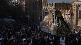 Las imágenes de Cigarreras en la Semana Santa de Cádiz 2025