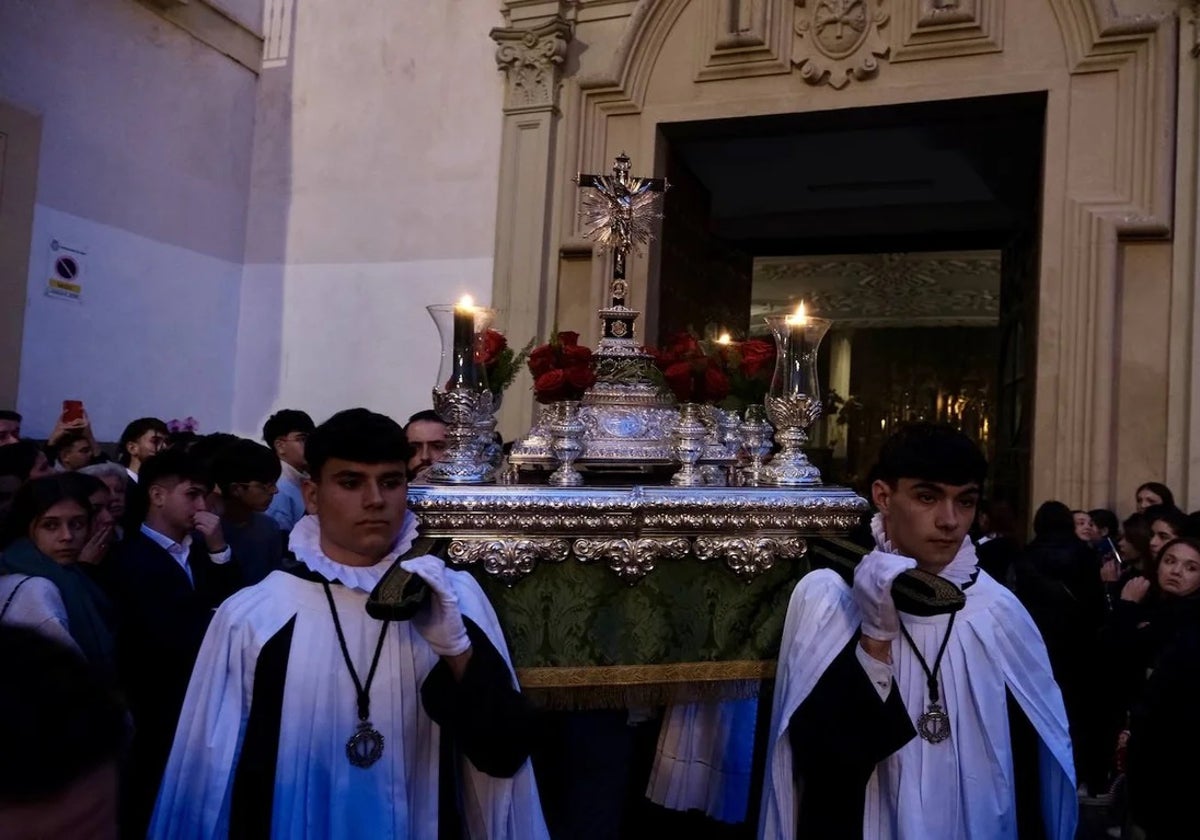 El Lignum Crucis, el Lunes Santo de 2024