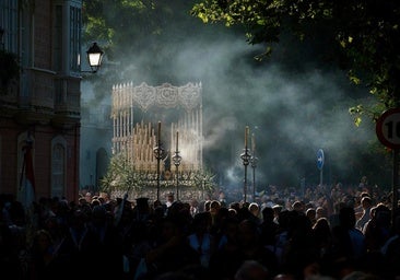 Cádiz se entrega a la Virgen del Carmen