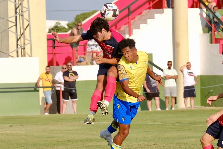 FOTOS: Cádiz CF - Barbate