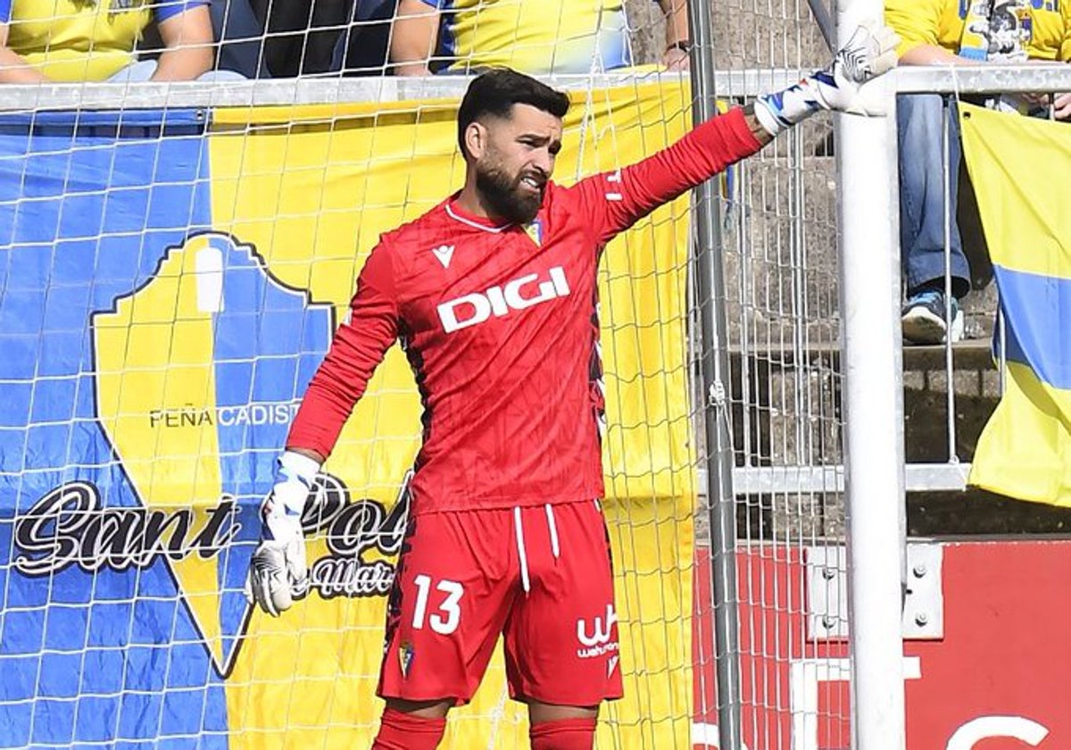 David Gil, guardameta titular del Cádiz CF en la Copa del Rey.