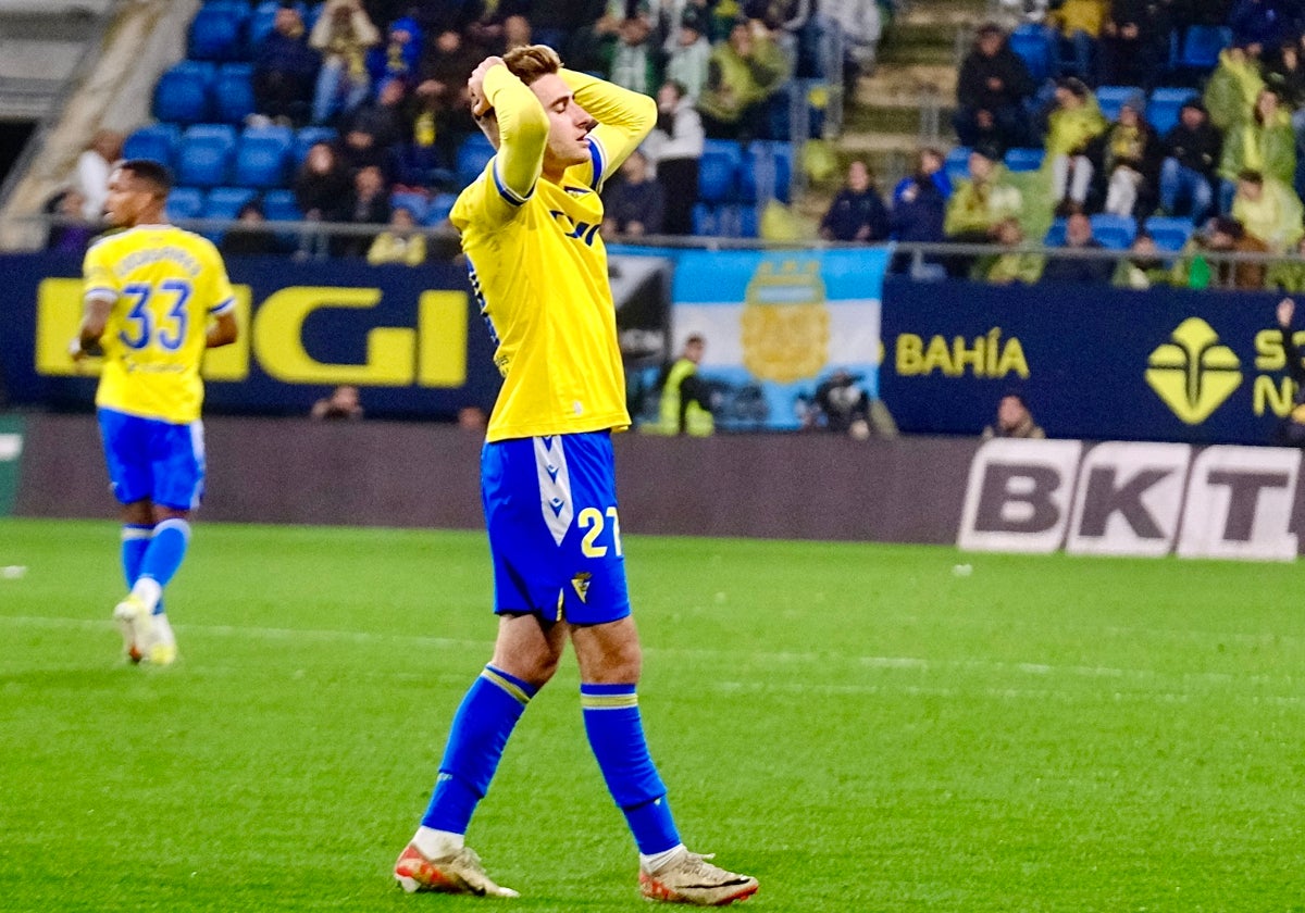 El Cádiz CF lleva 20 jornadas ligueras consecutivas sin ganar.