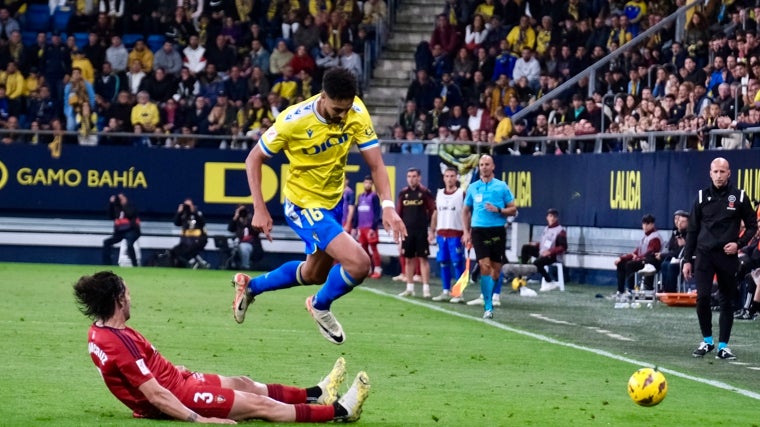 Cádiz CF y Osasuna empataron en la primera vuelta en el Estadio Carranza (1-1).