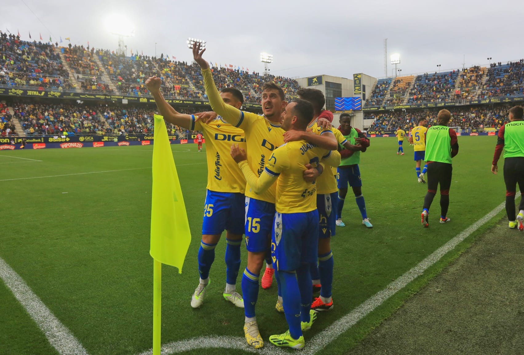 Las mejores imágenes del triunfo del Cádiz ante el Atlético de Madrid
