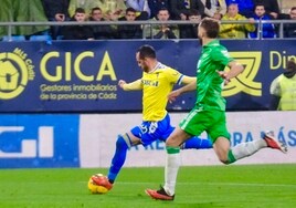 Juanmi: «Ahora mismo mi prioridad es conseguir el objetivo de la salvación con el Cádiz CF»