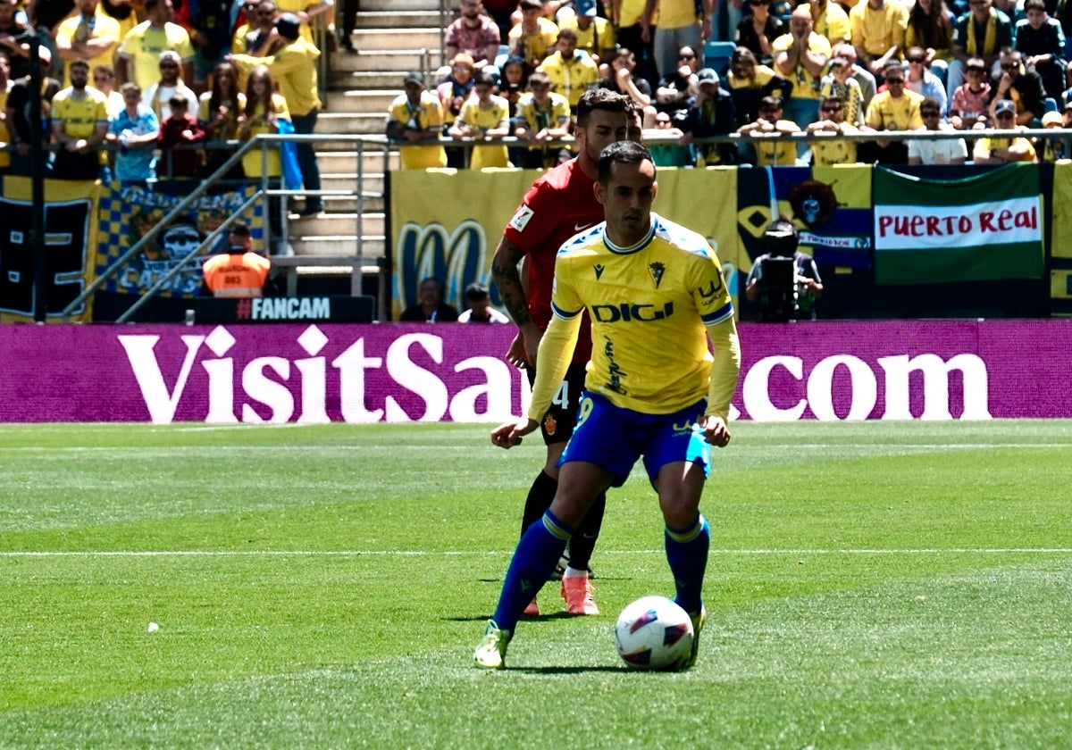 Juanmi no pasa por su mejor momento desde que llegó al Cádiz CF en el mercado de invierno.