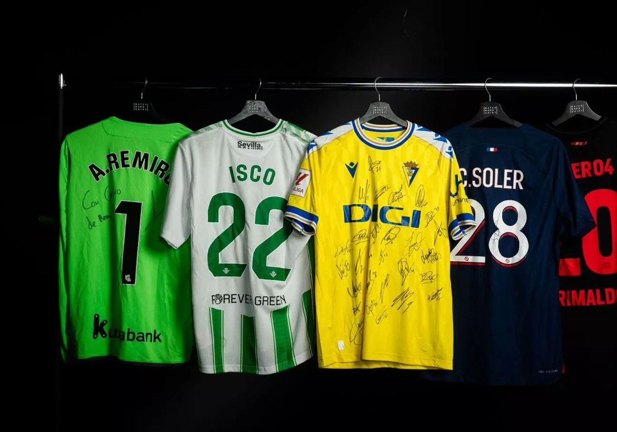 Subasta de camisetas de Roger Martí