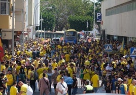 La afición del Cádiz sí dicta sentencia