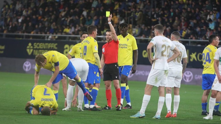 Imagen del polémico Cádiz - Elche de la temporada pasada.