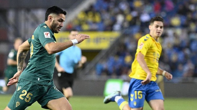 El Cádiz CF se la juega ante la UD Las Palmas.