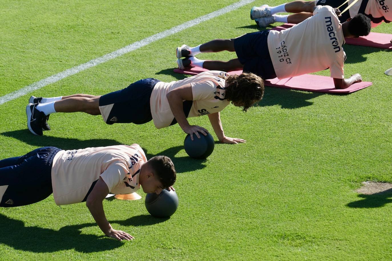 Fotos: El Cádiz CF arranca la pretemporada