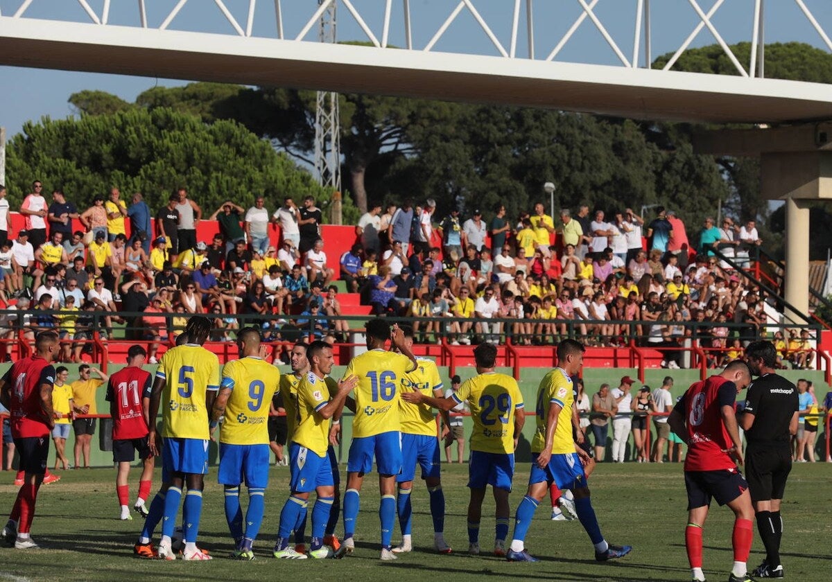 Amistoso en Benalup del Cádiz la pasada temporada