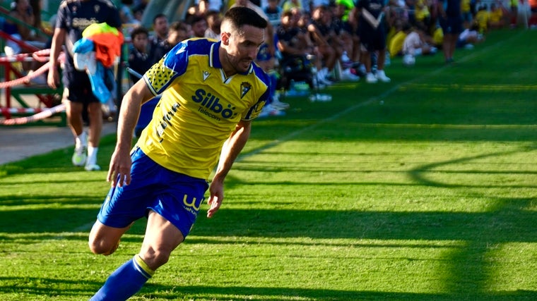 Zaldua ha tenido muchos minutos en la pretemporada del Cádiz CF.