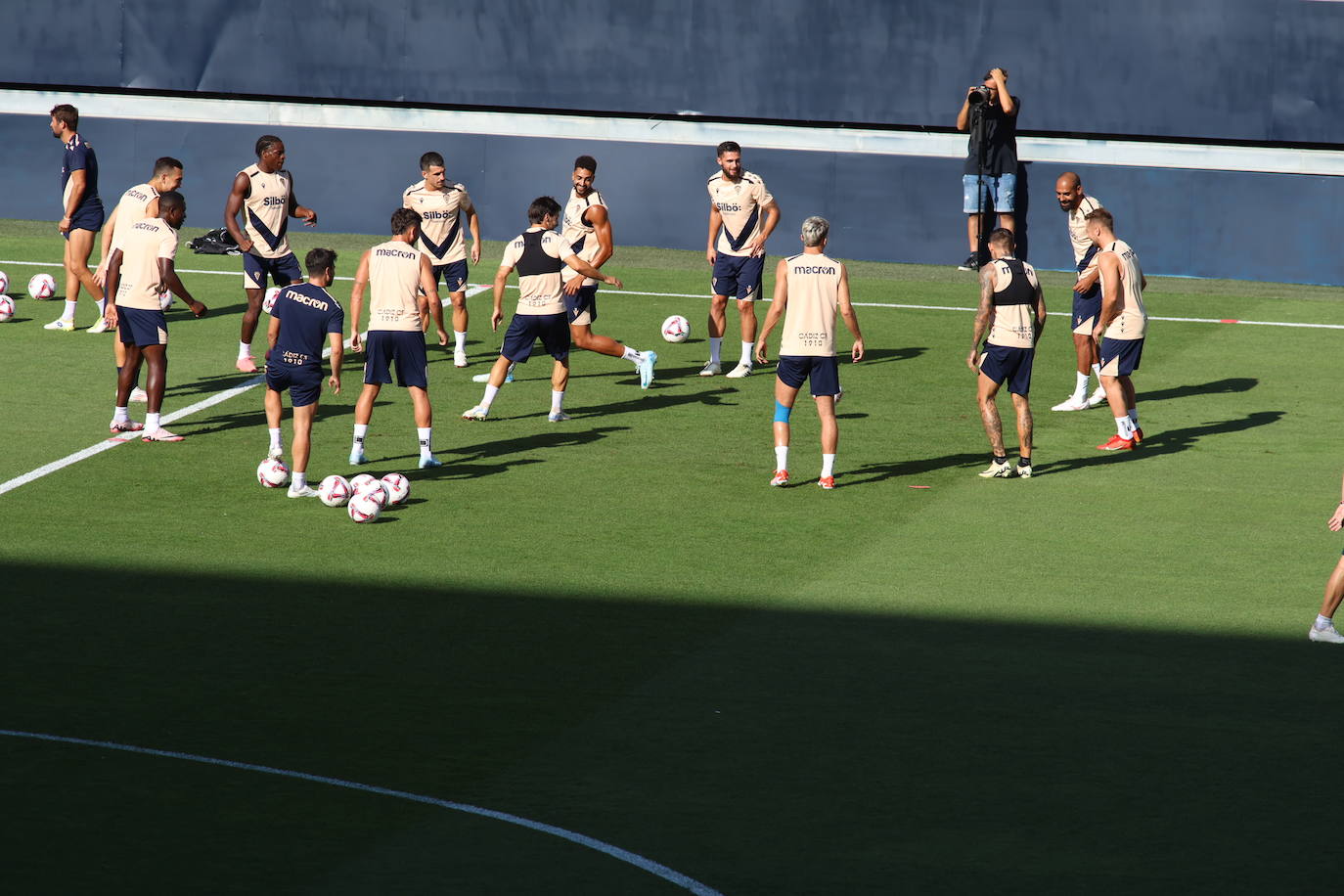 Las imágenes del entrenamiento antes del Trofeo Carranza