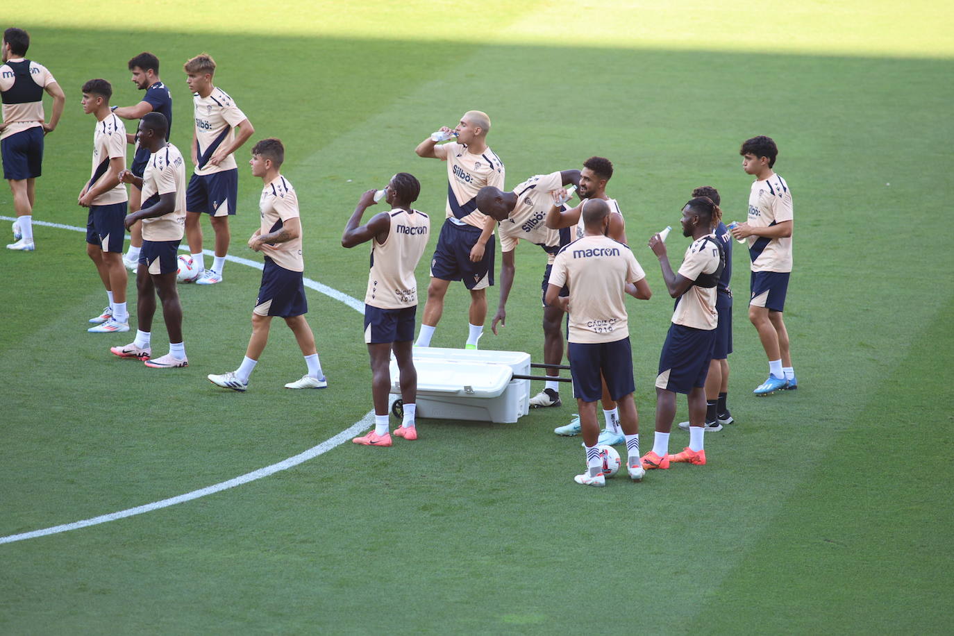 Las imágenes del entrenamiento antes del Trofeo Carranza