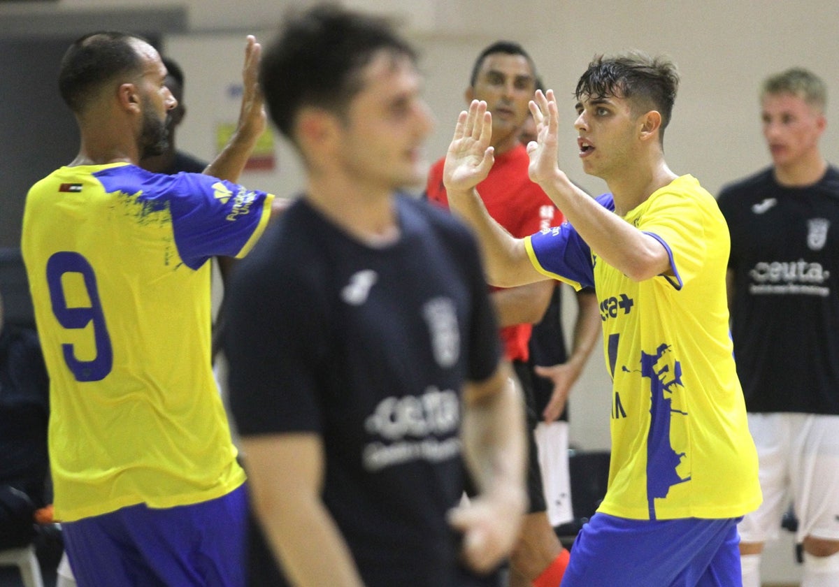 Empate del Virgili en su presentación en el Ciudad de Cádiz (2-2)