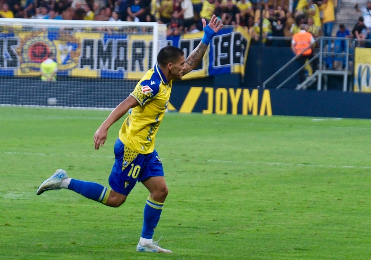 El Cádiz CF sigue conociendo las fechas de su calendario.