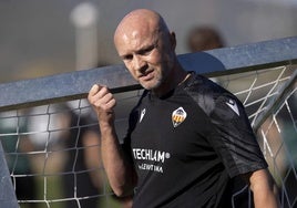 Schreuder manda un aviso a Cádiz desde Castellón