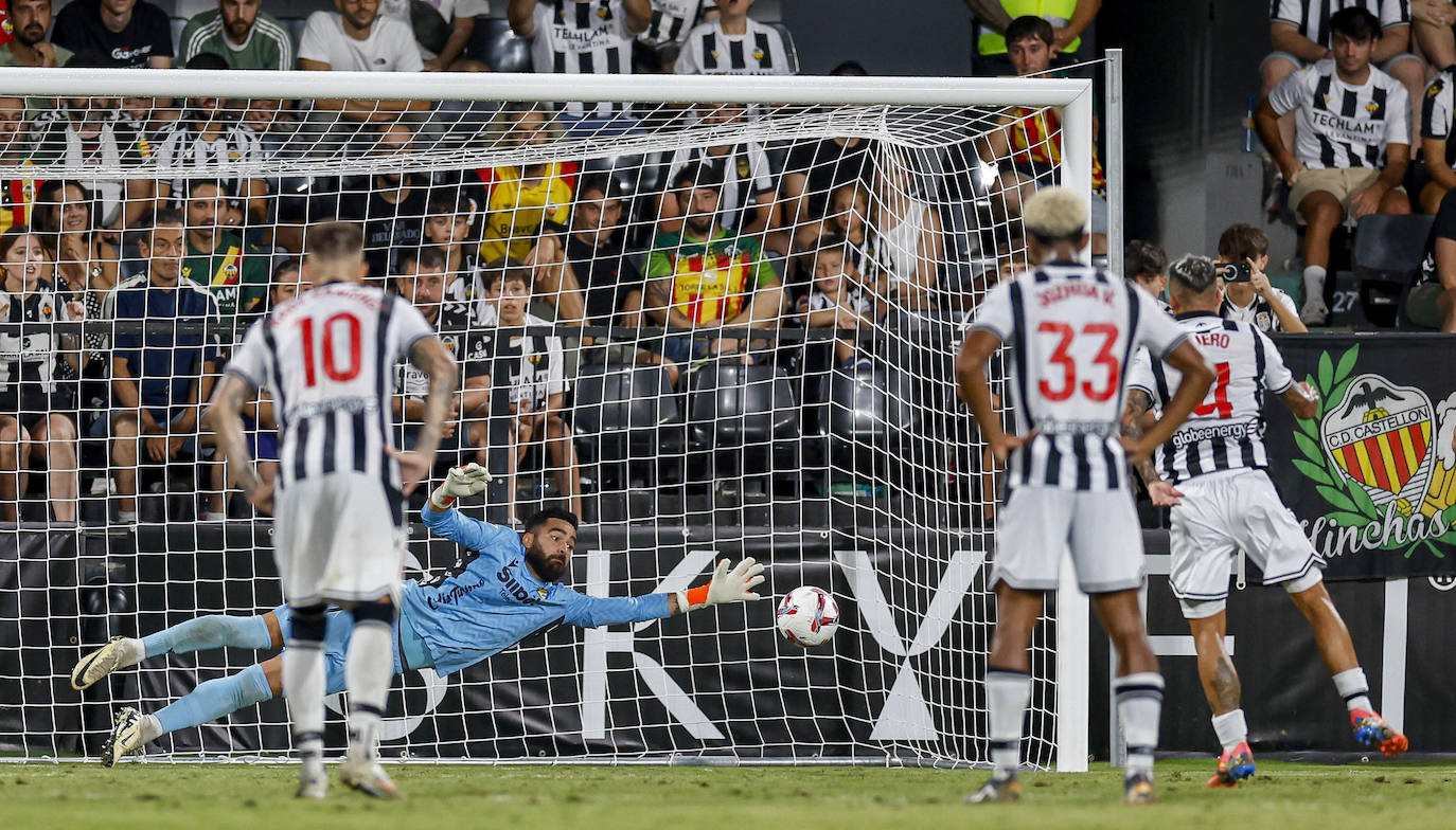 El Castellón - Cádiz CF, en imágenes