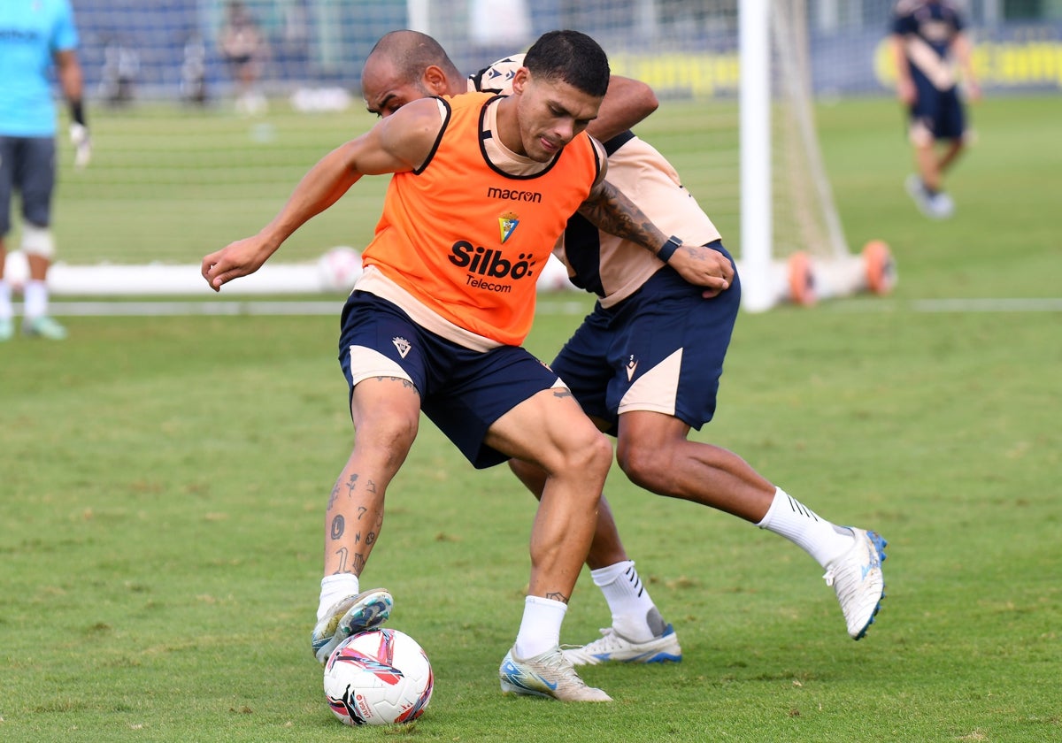 Ocampo, con Fali, en un entrenamiento.