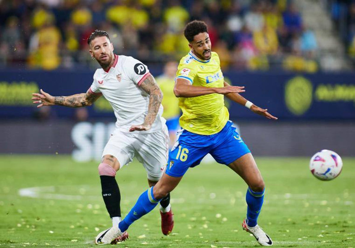 Chris Ramos, en el partido ante el Sevilla de la pasada temporada.