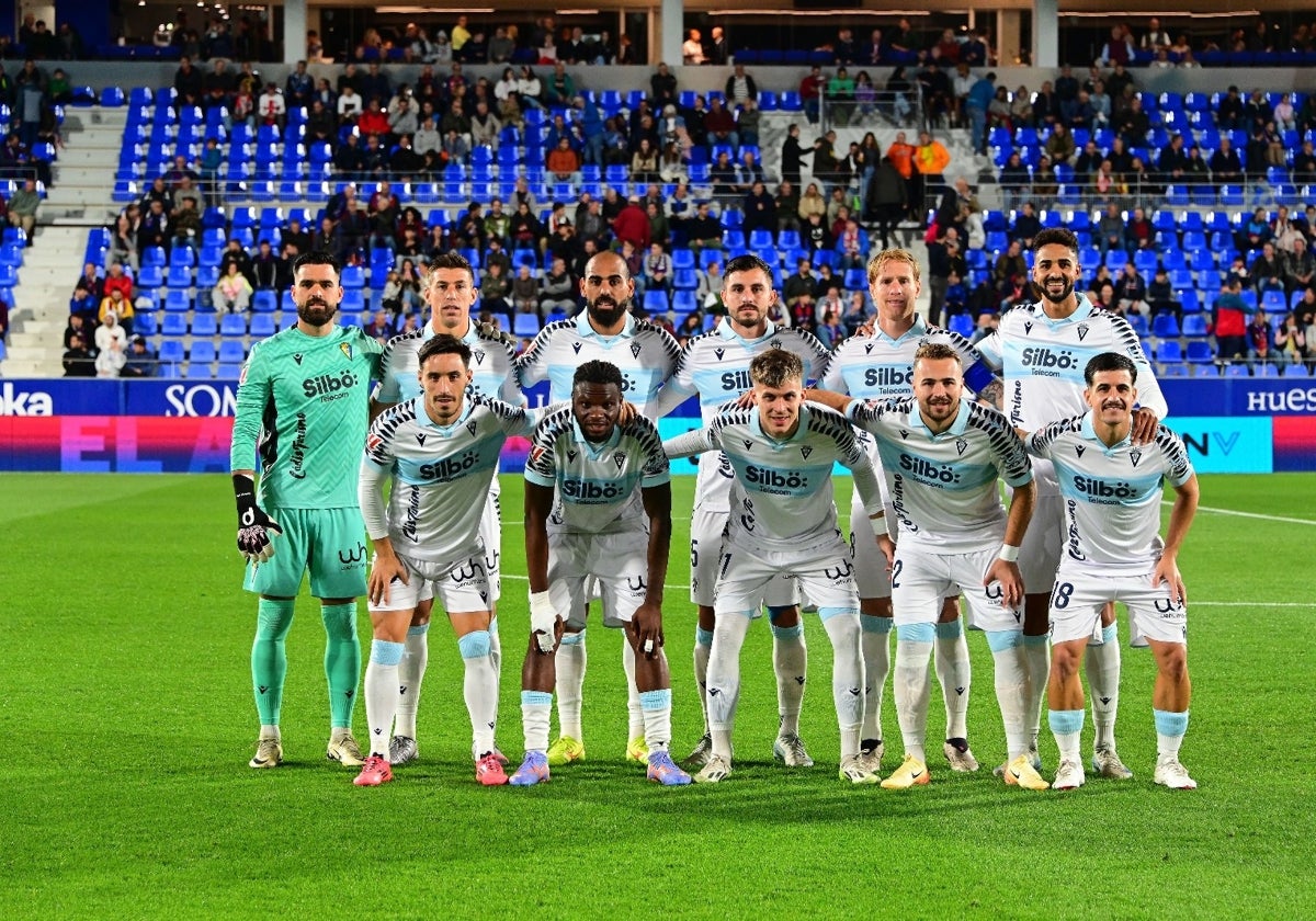 Once del Cádiz en Huesca