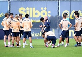 Al Cádiz CF le van las profundidades