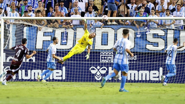 Alfonso Herrero es el guardameta del Málaga CF.