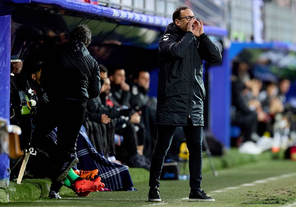 Exteberría, en el banquillo del Eibar