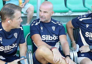 Paco López, entrenador del Cádiz CF: «Tenemos que insistir mucho en nuestra mejora»