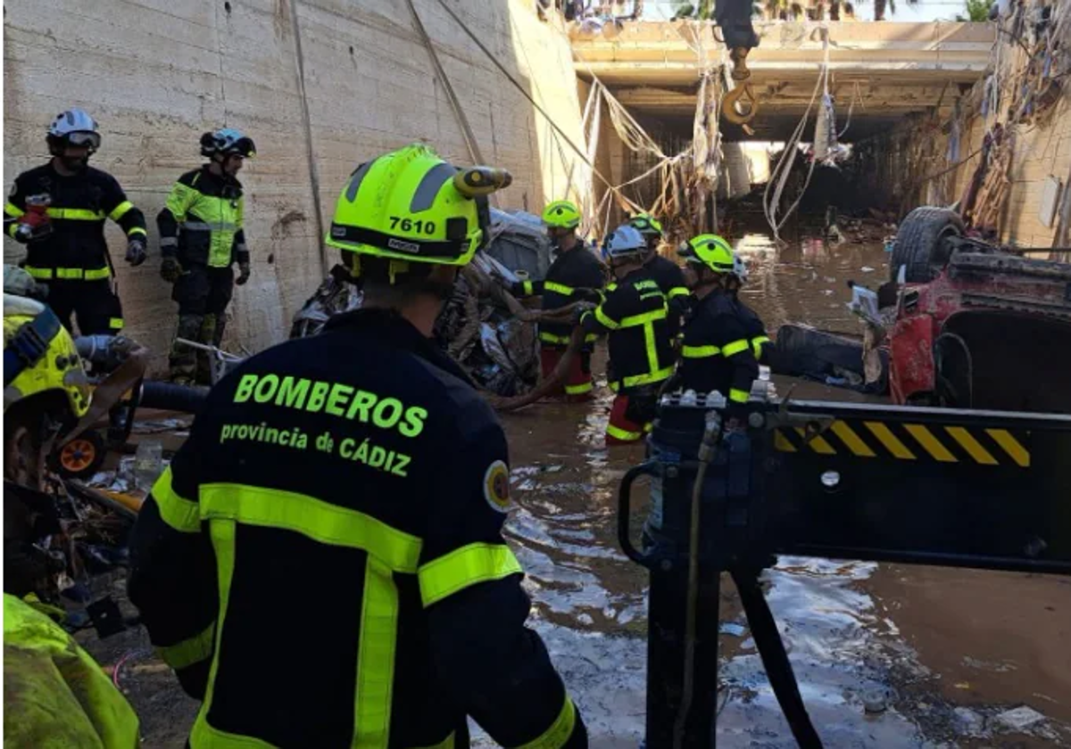 Bomberos de Cádiz en Valencia