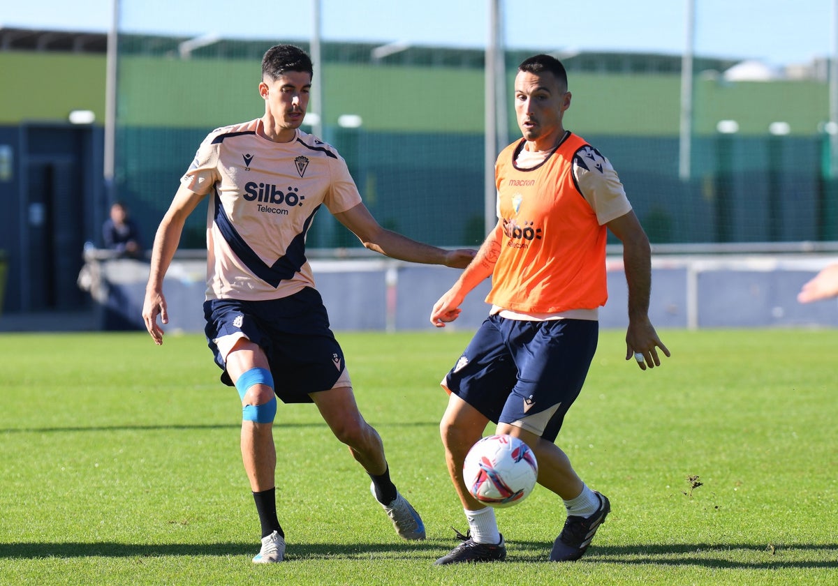 Carlos Fernández y San Emeterio, en un entrenamiento.