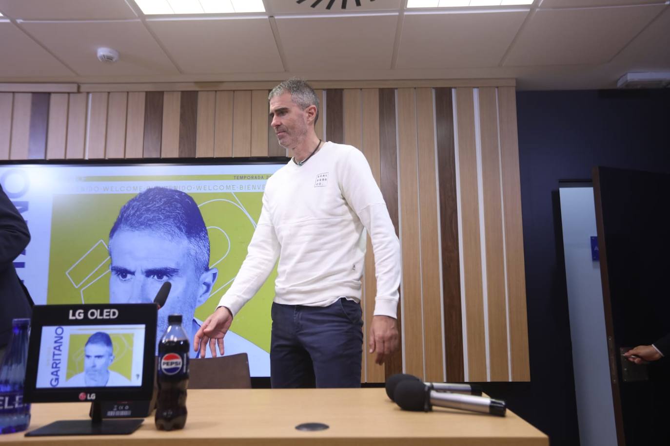 Fotos de la presentación de Gaizka Garitano como nuevo entrenador del Cádiz