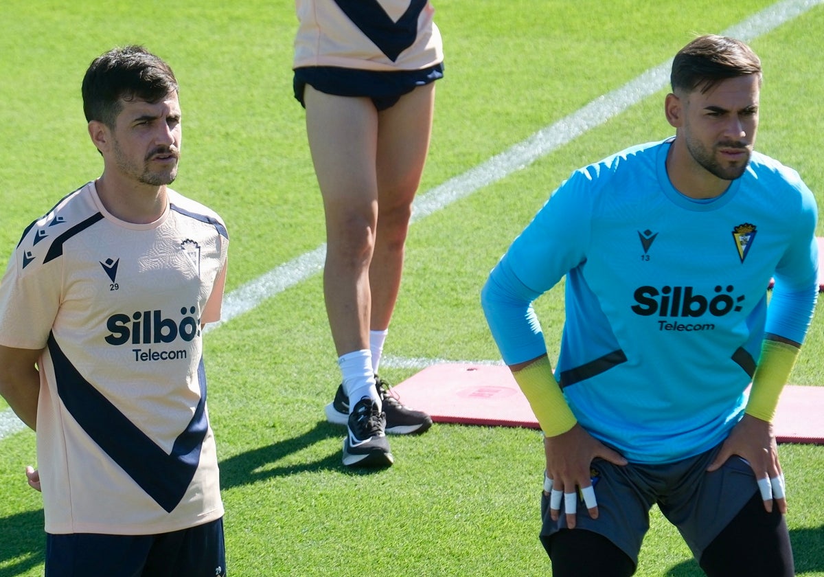 Matos y Caro recalaron en el Cádiz CF procedentes del Burgos.