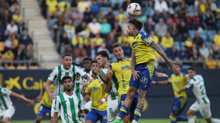 Roger Martí marcó su único gol esta temporada ante el Córdoba.