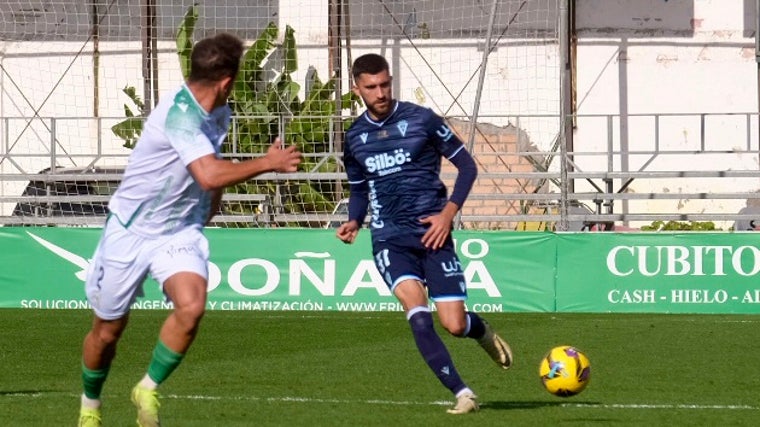 Mario Climent se estrenó con el Cádiz CF.