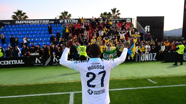 Moussa se asienta bailando: el mediocentro se consolida en el once del Cádiz