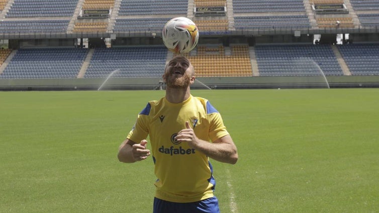 Haroyan, ex del Cádiz CF, regresa al punto de partida