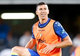 Alineaciones oficiales del Zaragoza - Cádiz de La Liga Hypermotion 2024-2025 hoy: onces y banquillo de suplentes