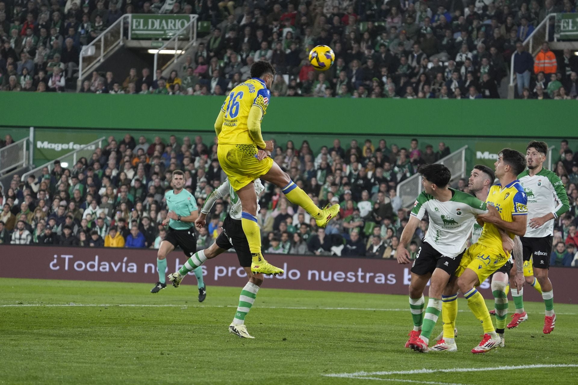 Fotos: El partido Racing - Cádiz, en imágenes